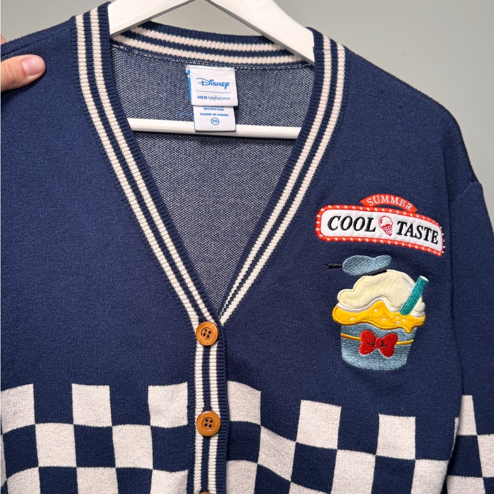 Her Universe Disney Donald Duck Ice Cream Cardigan Size XS - Picture 5 of 6